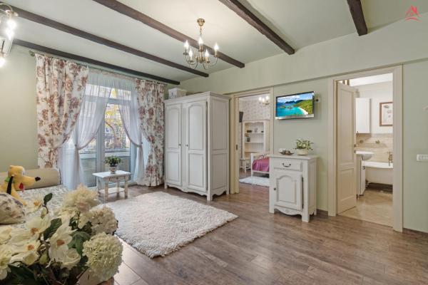 Feels Like Home - Old Town Apartment, Bucarest
