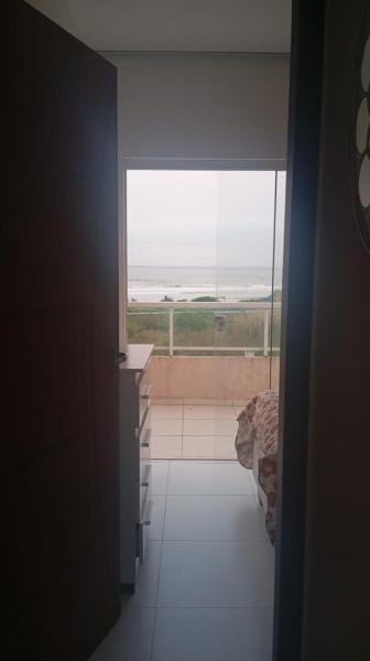 Na zdjęciu widoczny jest obiekt Casa a beira mar położony w mieście São Francisco do Sul.