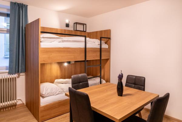 Kuvassa näkyy kohde Brauhaus-Hotel König von Flandern, joka sijaitsee kaupungissa Augsburg.