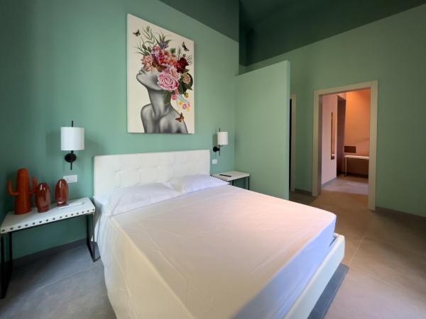 A la foto es mostra l'objecte b&b Boutique Colors situat a la ciutat de Bari.