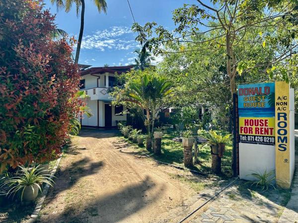 A la foto es mostra l'objecte Donald Guest House situat a la ciutat de Matara.
