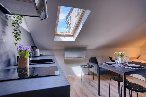 På bilden syns objektet Lily's Studio 7 by Bulgarentals - Central Sofia som ligger i staden Sofia.