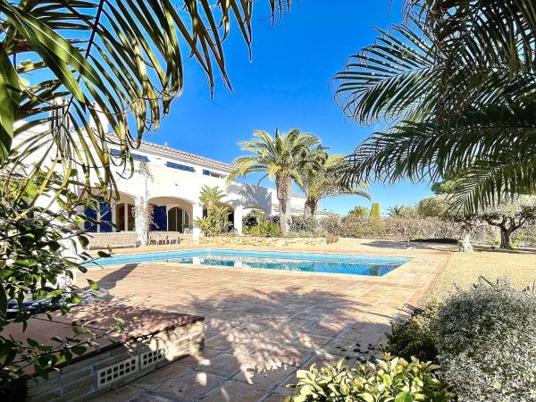 Villa Oceana Stunning 6bedroom Villa With Sea View - 도라다 해안