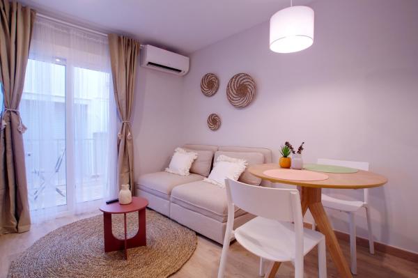 A la foto es mostra l'objecte Budget Beach Studio 14 situat a la ciutat de Calonge.