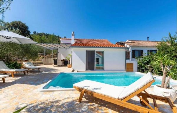 Amazing Home In Dracevica