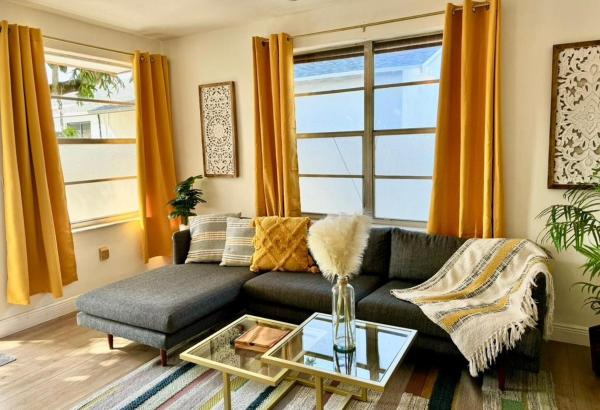 La Casa Bonita Close To Airport, Calle 8 Coral Gables - Miami, FL