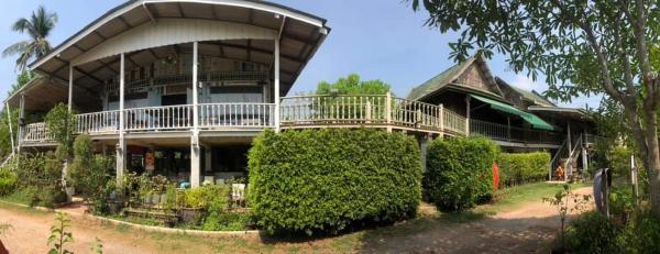 Auf dem Foto ist das Objekt นิทานคำกลอน 2 Nithankumkon 2 in der Stadt Amphawa zu sehen.