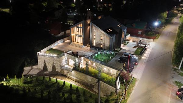 Nella foto è visibile l'oggetto Vila Konatar situato nella città di Kolašin.