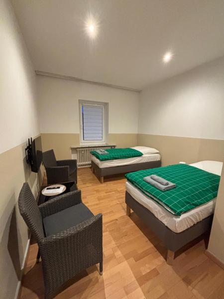 A la foto es mostra l'objecte Doppelzimmer-TV-Bad- Kühlschrank-8 situat a la ciutat de Meine.