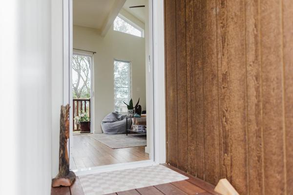 Στη φωτογραφία φαίνεται το αντικείμενο Port Kembla Laneway Cottage που βρίσκεται στην πόλη Lake Heights.
