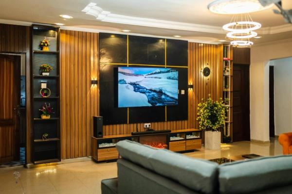 Luxurious 3-Bedroom Apartment in Heart of Lagos, Lagos