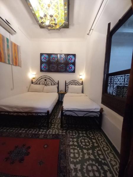 A la foto es mostra l'objecte Dar Lalla Wafae situat a la ciutat de Fes.