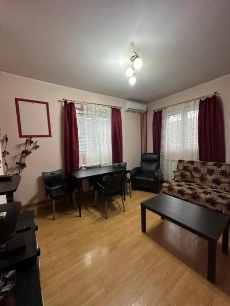 Na zdjęciu widoczny jest obiekt Apartment Ruby położony w mieście Kolonija.