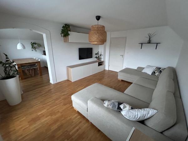På billedet ses objektet Cozy stay near Bled beliggende i byen Mošnje.