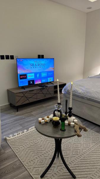 A la foto es mostra l'objecte استديو فاخر جديد situat a la ciutat de Riad.