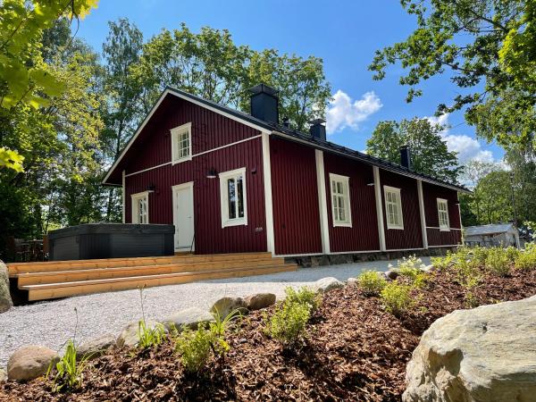 Op de foto is het object Luxury Villa in Southern Finland te zien, gelegen in de stad Karjalohja.