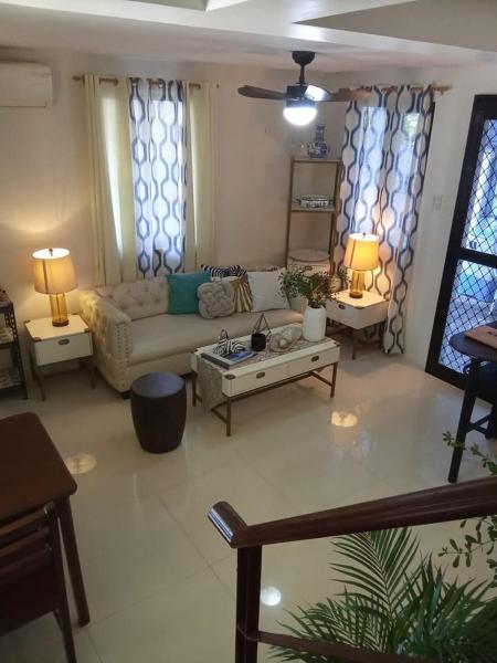 照片显示了位于Gabi市的Phoenix House Rental Properties物件。