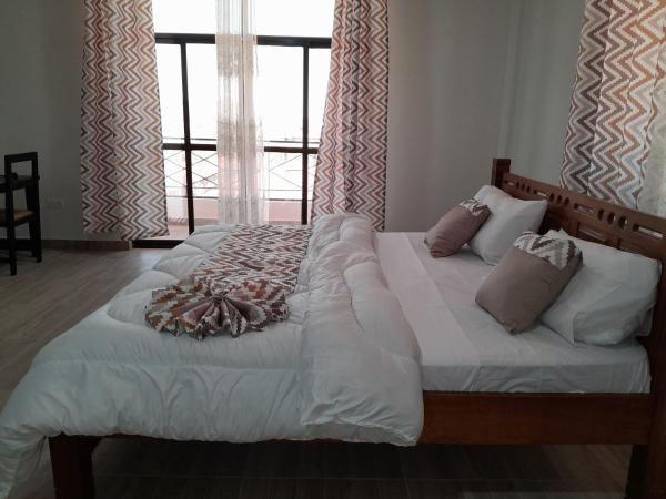 The photo shows the Goshen Villa Taita located in the city of Wundanyi.