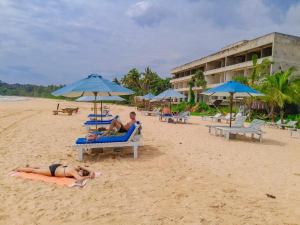 Na zdjęciu widoczny jest obiekt Ocean Pearl Villa - Talalla położony w mieście Godauda.