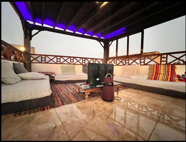 A la foto es mostra l'objecte Digital Nomad Hub - Wifi Available situat a la ciutat de Dahab.