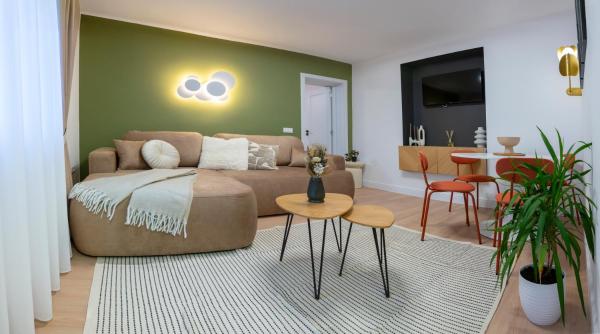 Abm Apartment - Old Town - Private Parking - Brassó