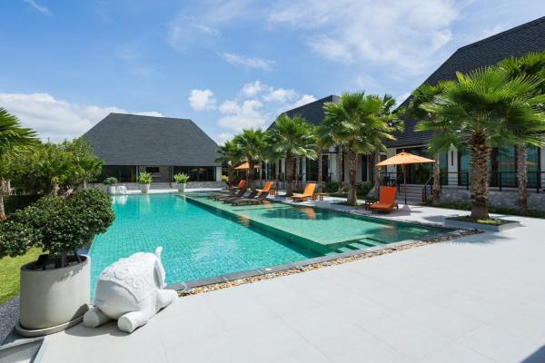 A la foto es mostra l'objecte Woodlands Phayayen Resort situat a la ciutat de Ban Tha Maprang.