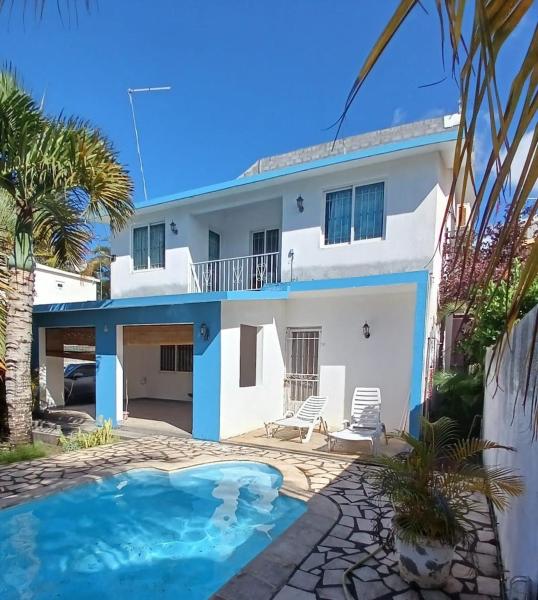 Na fotografii je vidět objekt Shanthi Villa nacházející se ve městě Mauritius.