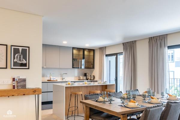A la foto es mostra l'objecte Varanda do Guincho - Classy Apt in Santa Cruz situat a la ciutat de Silveira.