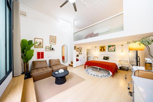 Shanghai Hills & Zinn Courtyard Guesthouse with 2Bedrooms close to Line 9, Shanghai