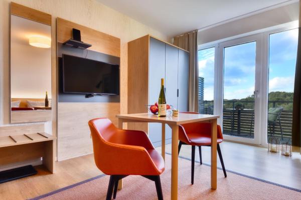 Nella foto è visibile l'oggetto Ferienwohnung Austernfischer 39 im Wreecher Idyll Rügen by ruyastay situato nella città di Putbus.