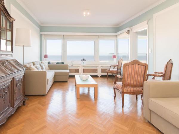 A la foto es mostra l'objecte Apartment in Ostend with Stunning Sea View situat a la ciutat de Oostende.