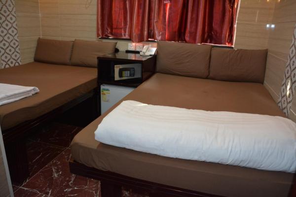Everest Hostel, Hong Kong