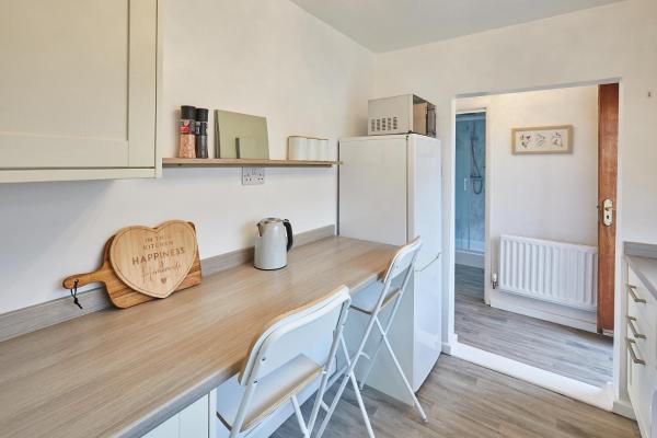 Φωτογραφία 7: Host & Stay - The Railway Cottage
