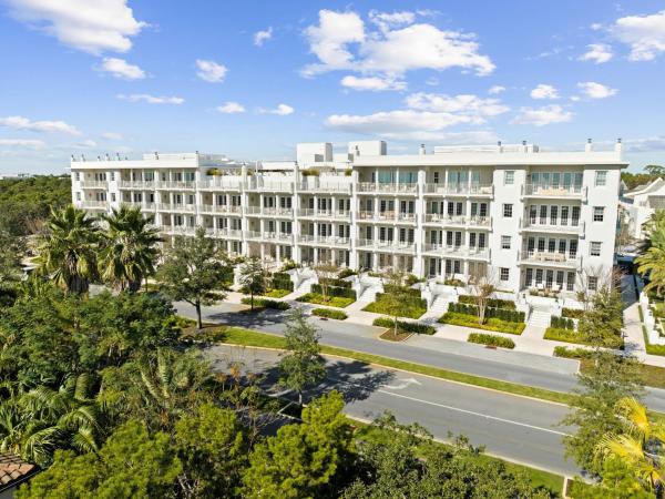 Kaiya Beach Resort - Rosemary Beach, FL