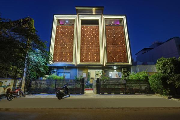 Square 9 Inn - A Boutique Hotel - Gurugram
