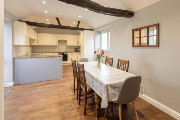 Host & Stay - Croft Cottage photo 8