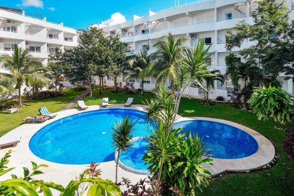 Foto 1: Pool, Near Marinas, Reefs, Family Fun, 2BR Condo, Main Level