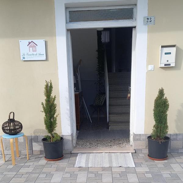 A la foto es mostra l'objecte La Casetta di Anna situat a la ciutat de Frisa.