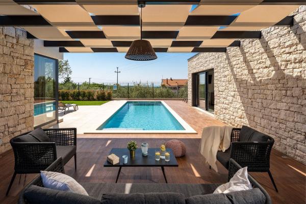 På billedet ses objektet Absolute Traumvilla mit Pool, Sauna, Whirlpool, 6 Bikes, Tischtennis, Outdoor-Kueche, Grillkamin beliggende i byen Štuti.