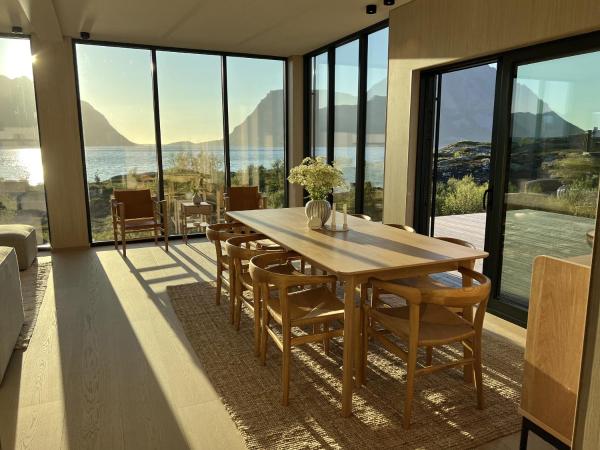 På billedet ses objektet Luksushytte sentralt i Lofoten beliggende i byen Kleppstad.