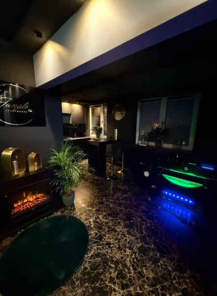 På bildet vises objektet Jacuzzi Jungle Apartments som ligger i byen Malbork.