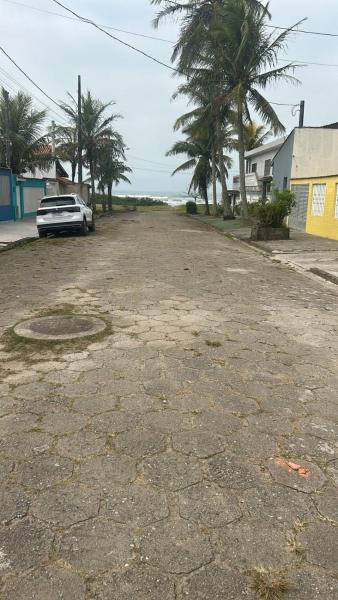 A la foto es mostra l'objecte Casa em Itanhaém situat a la ciutat de Itanhaém.