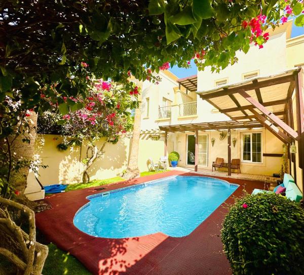 Sunrise Homes - A Private Pool Villa Sleeps 5 In Springs - Dubaï