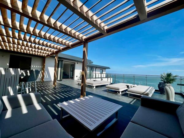 A la foto es mostra l'objecte Ramsgate Stunning Penthouse With SeaViews And Free Parking situat a la ciutat de Ramsgate.