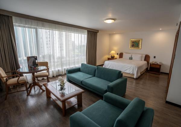 A la foto es mostra l'objecte LUOXO Hotel situat a la ciutat de Lima.