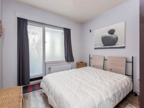 Фотография 5: Flat in Blankenberge with Marina Views