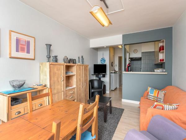 Фотография 6: Flat in Blankenberge with Marina Views