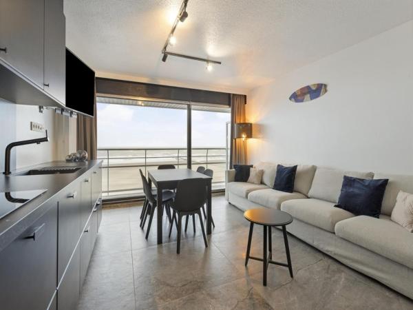 Fotografia 1: Studio in Blankenberge with Stunning Sea View