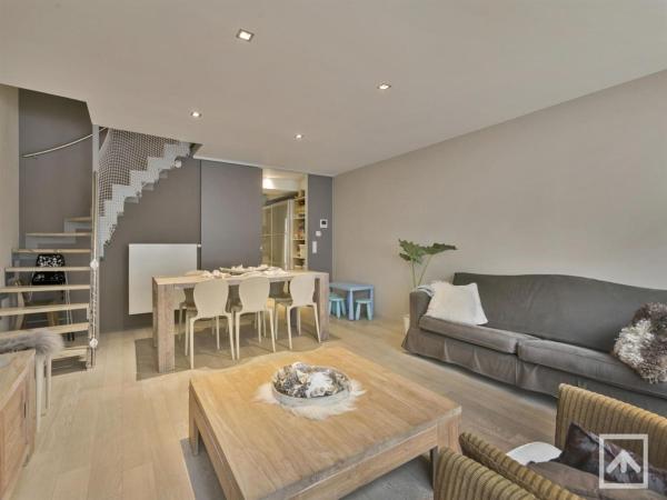 Fotografia 2: Duplex in Blankenberge steps from Seafront