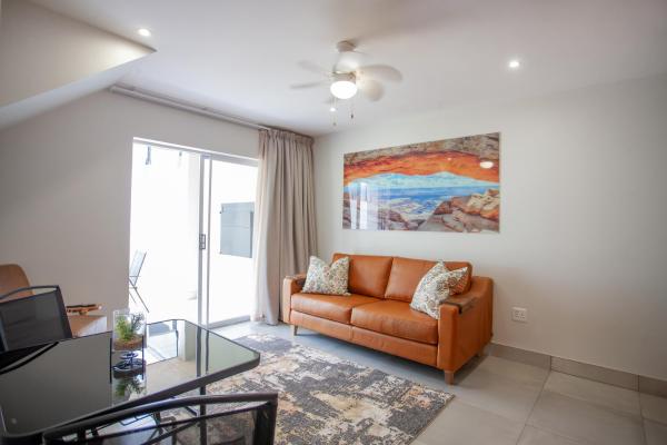 A la foto es mostra l'objecte Apartment 60 A & B - 1 On York situat a la ciutat de George.